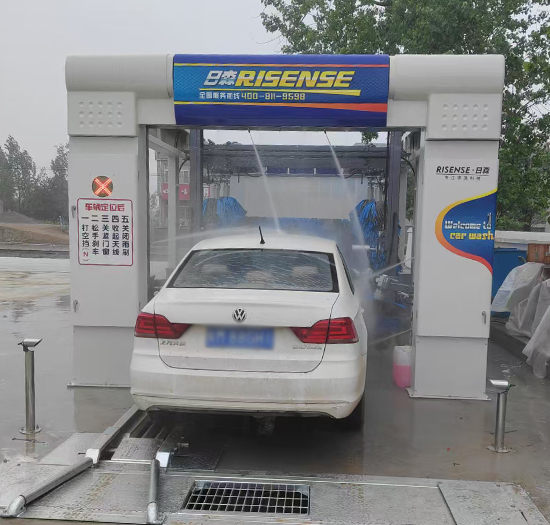 安徽加油站安装日森全自动电脑洗车机